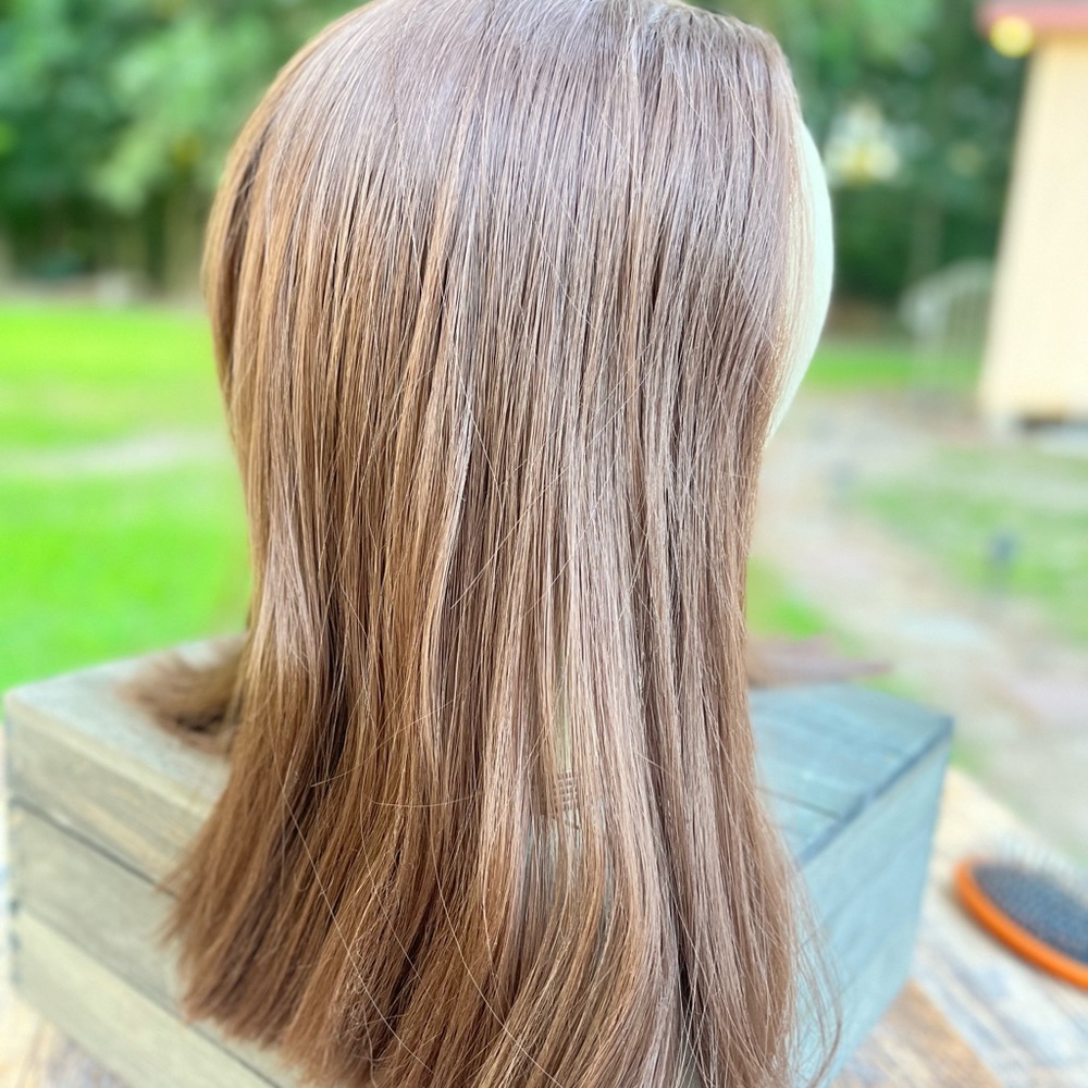 TOPPER WIG LIGHT BROWN STRAIGHT SYNTHETIC - Picture 6 of 6